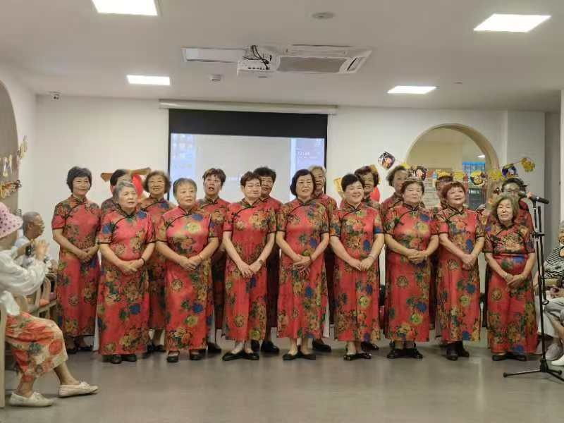 五里桥街道第二日间照护中心专属老年合唱团风采