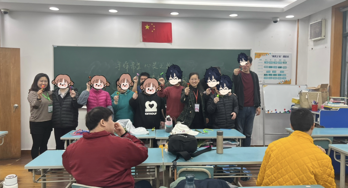 93e1a616d37f9c28413d07ba80e96de.jpg