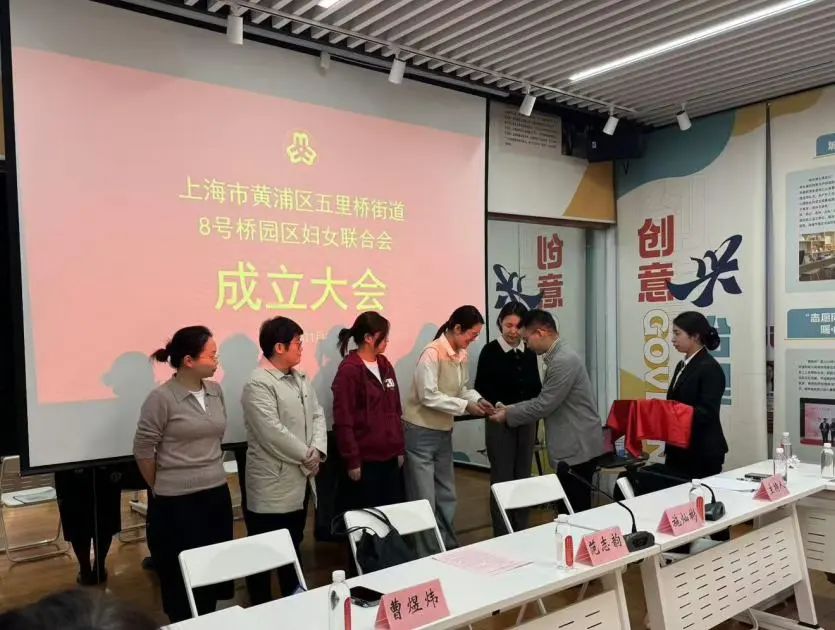4de07cc87a8313db00d2de3e6ffad5d0.jpg